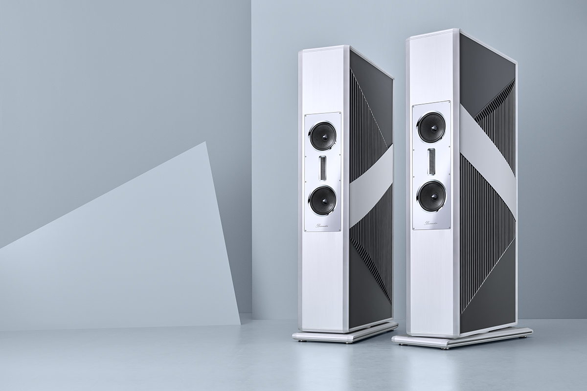 Premium audio components on console